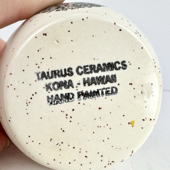 Mid Century Taurus Ceramics Kona Hawaii Hawaiian Petroglyph Design Vase Small 7” - Picture 3 of 5